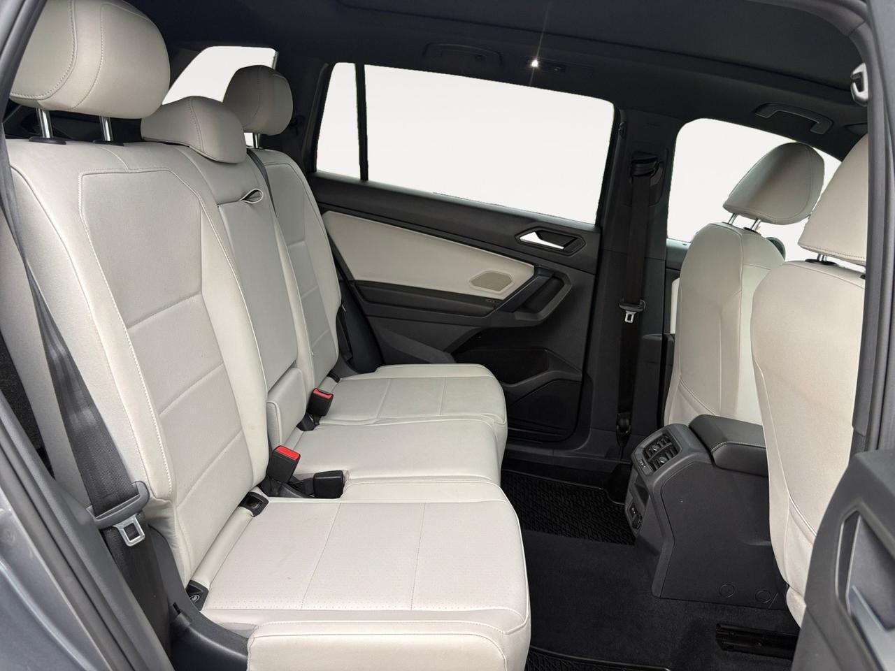 2021 Volkswagen Tiguan SE R-Line Black, SELECT DRIVE MODE, PANORAMIC MOONROOF, WIFI CONNECT, APPLE CARPLAY/ANDROID AUTO, FORWARD COLLISION ALERT, BLIND SPOT ALERT, AUTO START/STOP, HEATED STEERING WHEEL & SEATS, 360 PARKING SENSORS, 1 OWNER, CLEAN CARFAX, TAKE THIS TIGUAN Virginia Beach VA