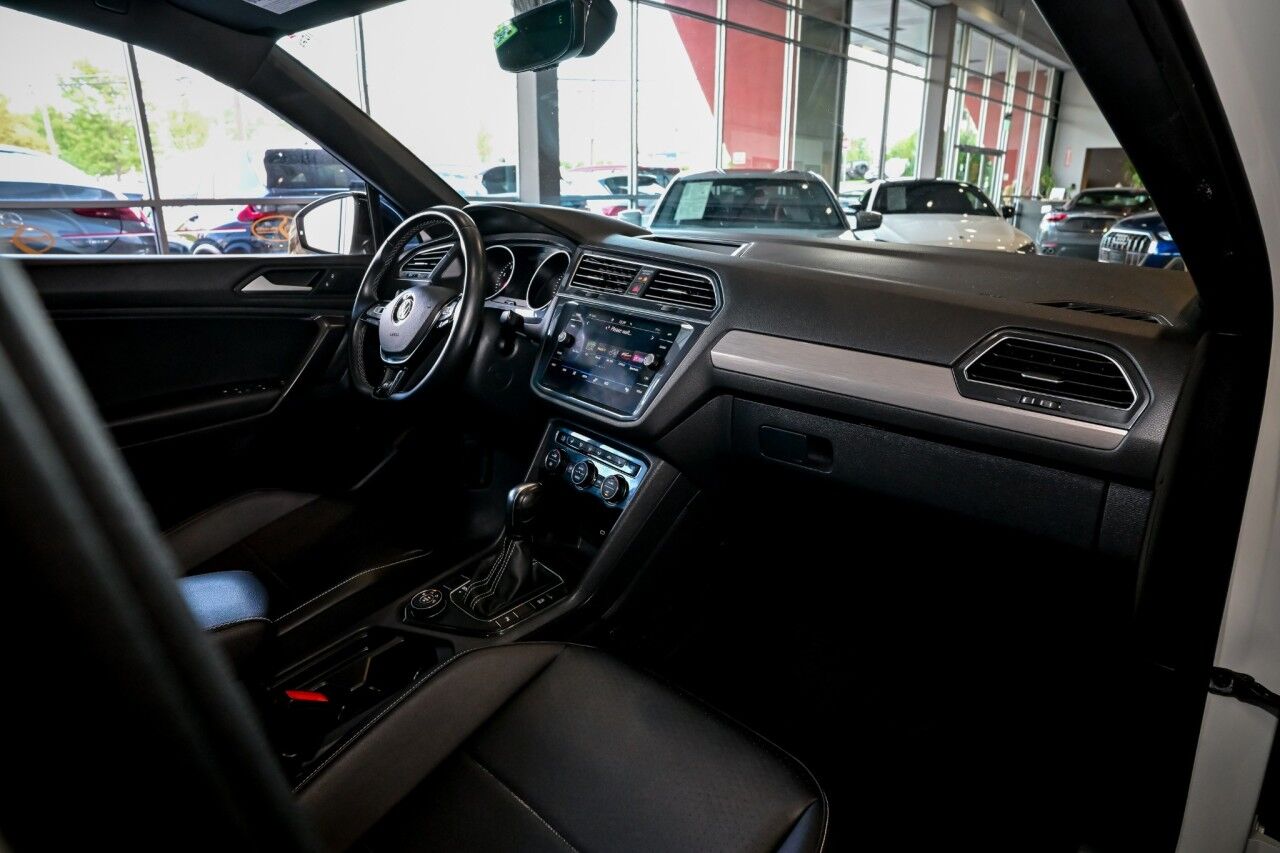 2021 Volkswagen Tiguan SE R-Line Black photo 28