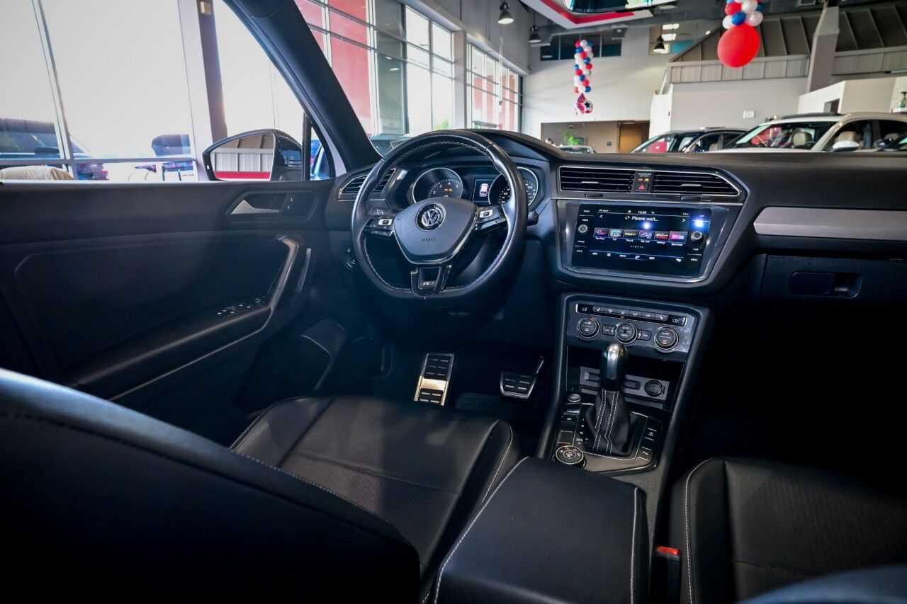 2021 Volkswagen Tiguan SE R-Line Black photo 25