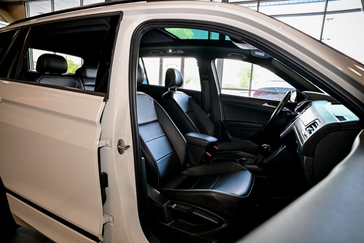 2021 Volkswagen Tiguan SE R-Line Black photo 29