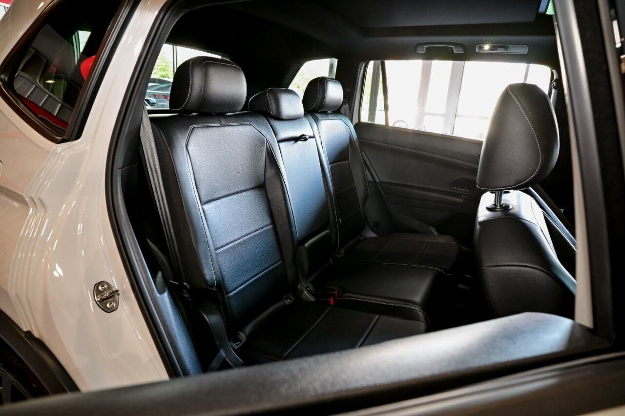 2021 Volkswagen Tiguan SE R-Line Black photo 26
