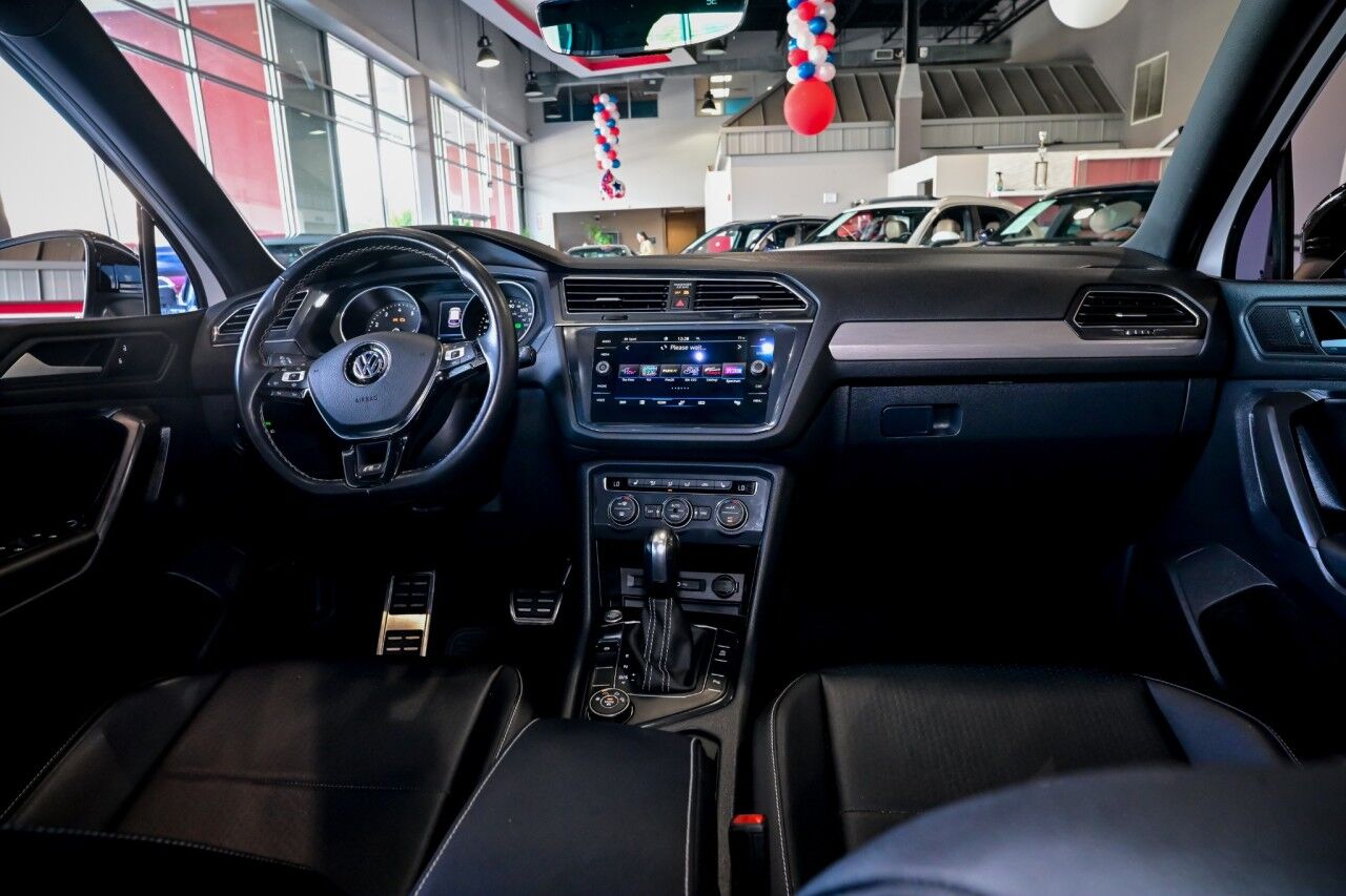 2021 Volkswagen Tiguan SE R-Line Black photo 24