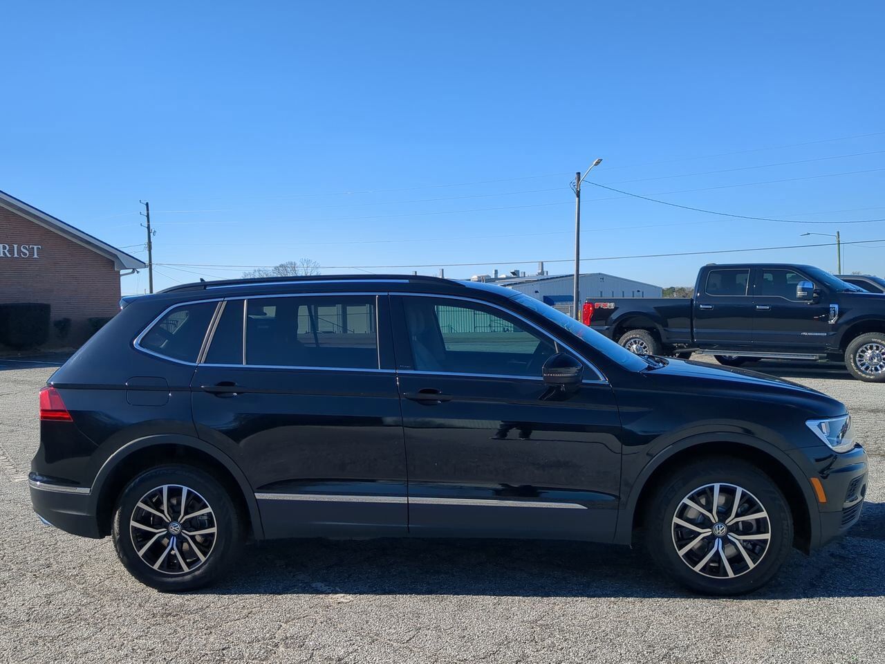 2021 Volkswagen Tiguan SE