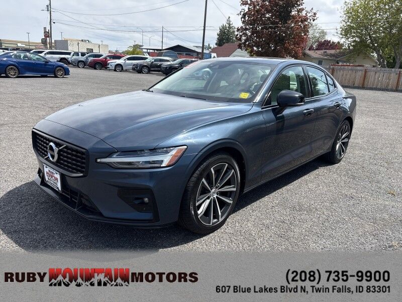 2021 Volvo S60 Momentum
