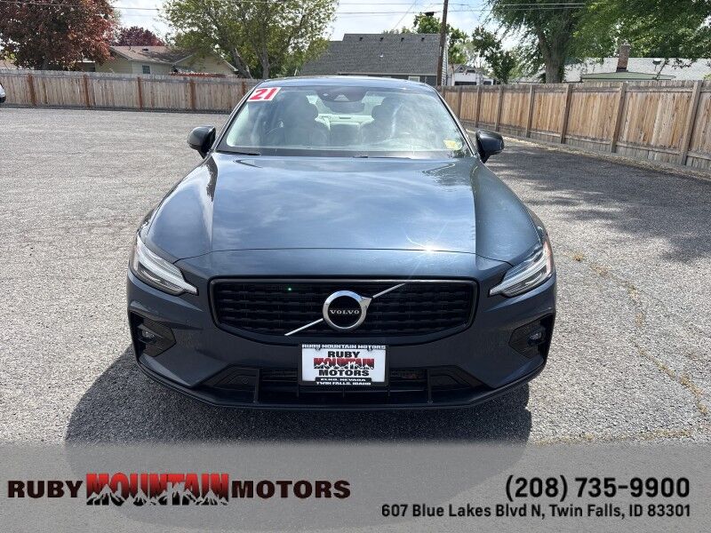2021 Volvo S60 Momentum