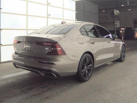 2021 Volvo S60 Recharge Plug-In Hybrid Plug-In Hybrid T8 R-Design Expression Charlotte NC