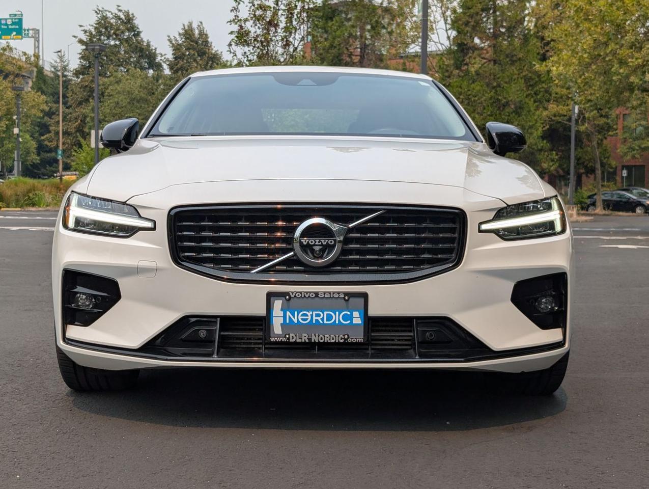 2021 Volvo S60 T5 AWD Momentum | Harman Kardon, Pilot Assist, Climate Pkg, Premium * Portland OR