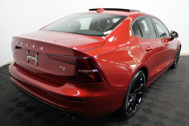2021 Volvo S60 T5 Momentum Chantilly VA