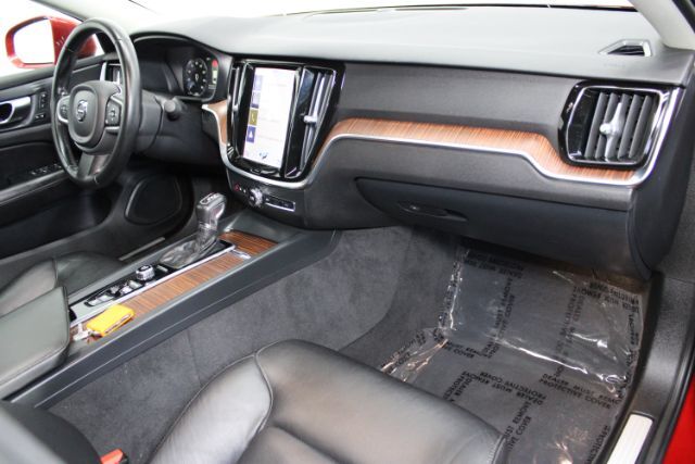 2021 Volvo S60 T5 Momentum Chantilly VA