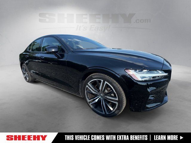 2021 Volvo S60 T5 R-Design