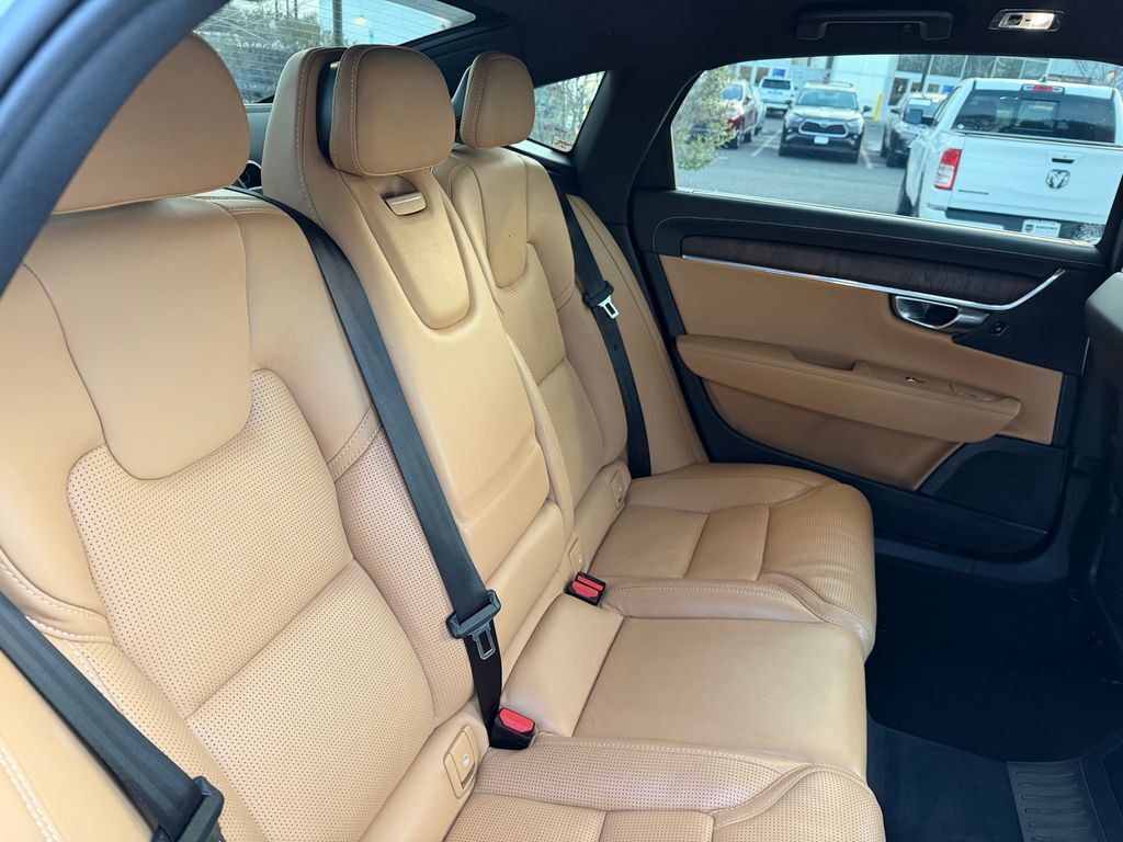 2021 Volvo S90 Recharge Plug-In Hybrid T8 Inscription Hunt Valley MD