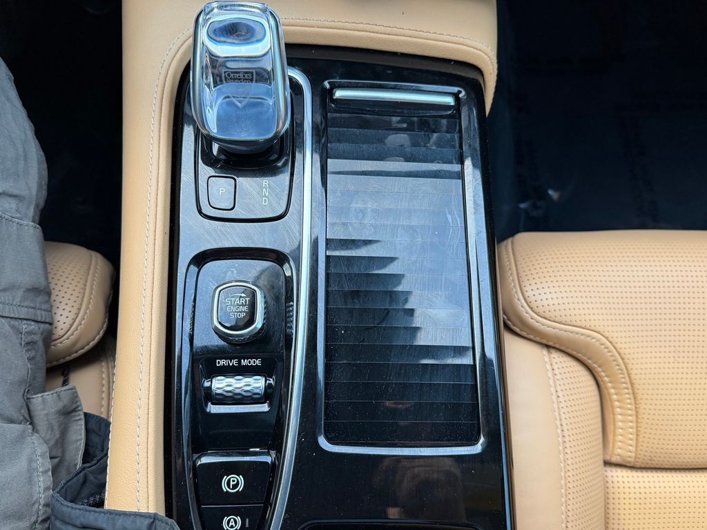 2021 Volvo S90 Recharge Plug-In Hybrid T8 Inscription Hunt Valley MD