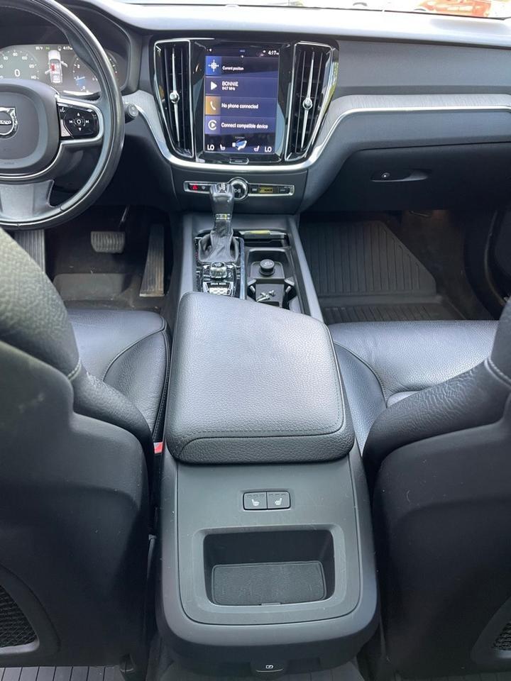 2021 Volvo V60 Cross Country T5 Orange MA