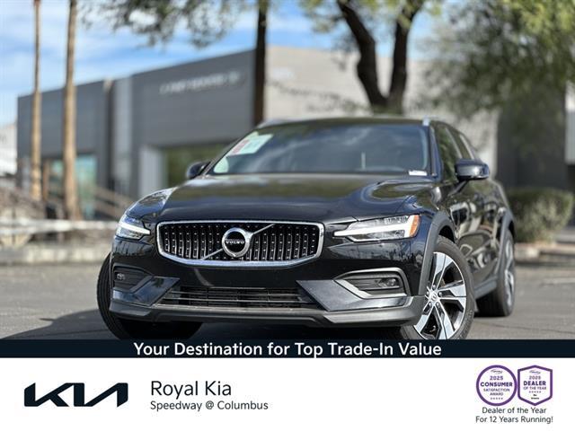 2021 Volvo V60 Cross Country T5