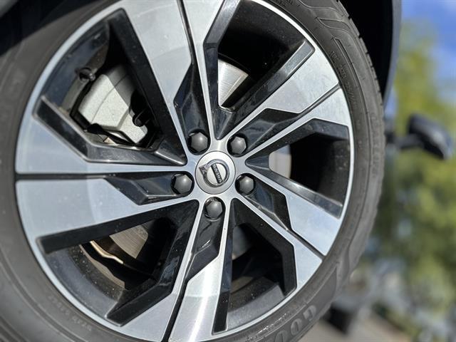 2021 Volvo V60 Cross Country T5
