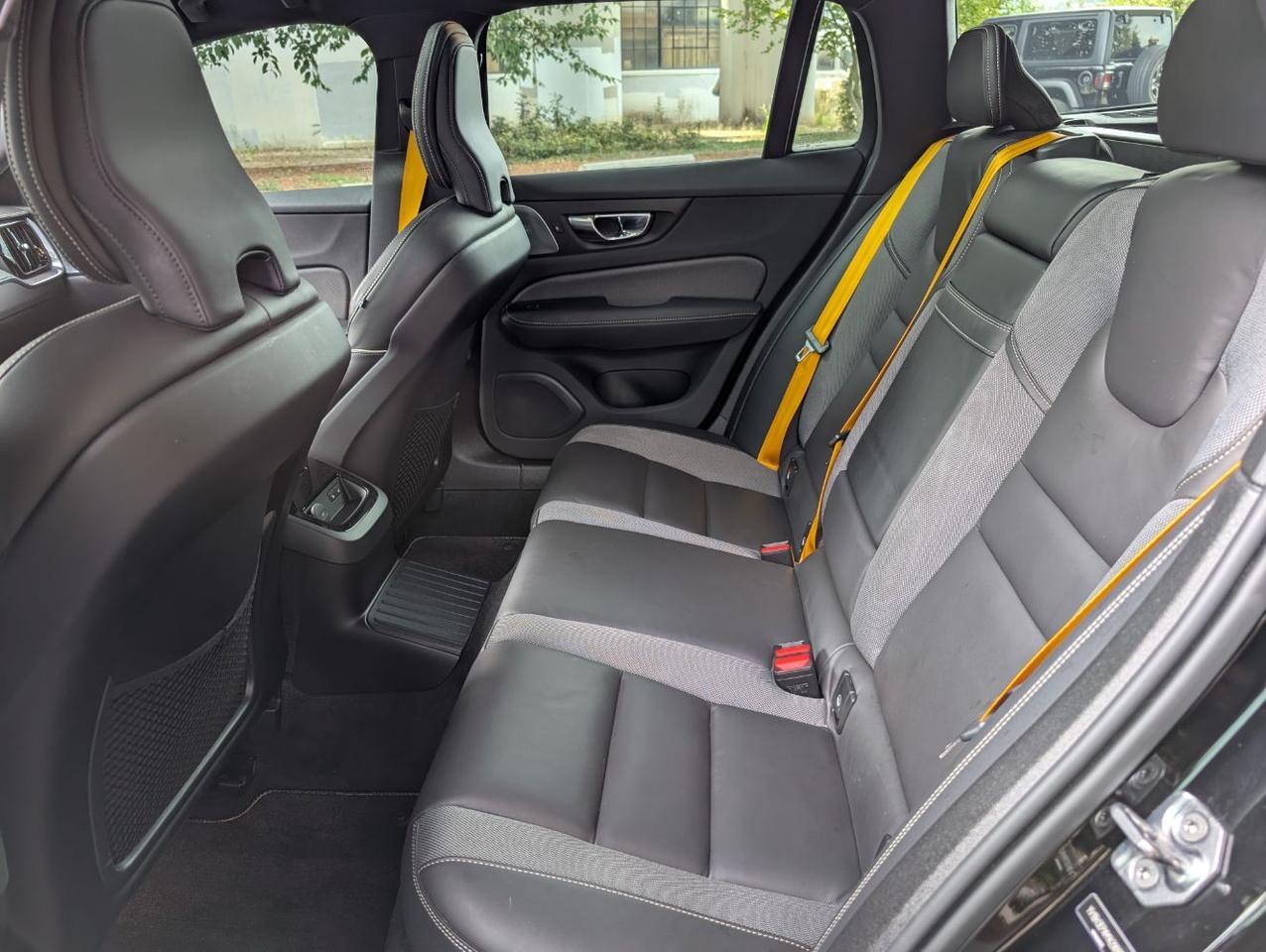 2021 Volvo V60 Recharge T8 AWD Polestar Edition w/Bowers & Wilkins, Pilot Assist, 360 Cam, 4 Heated Seats & Wheel Portland OR