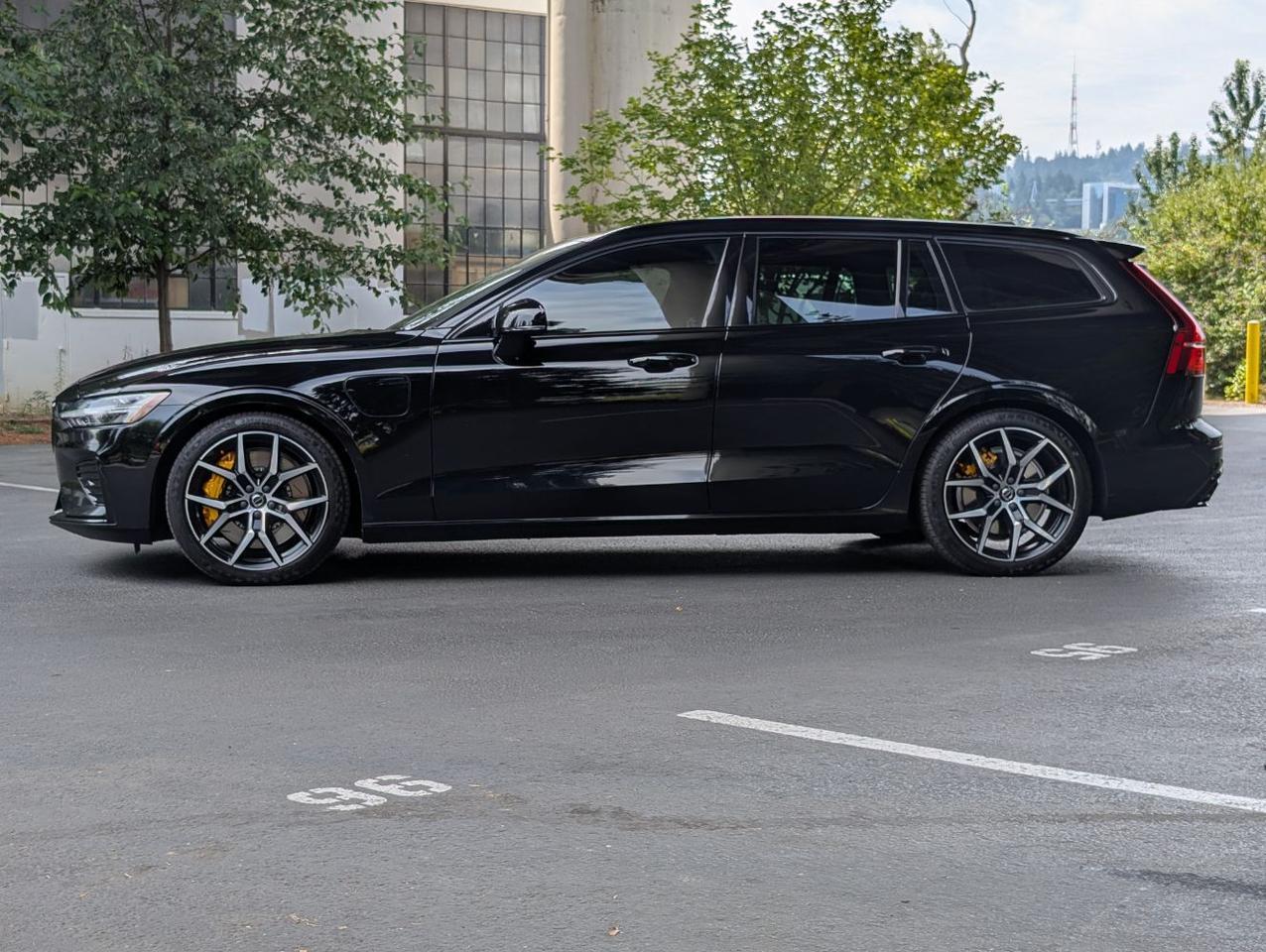 2021 Volvo V60 Recharge T8 AWD Polestar Edition w/Bowers & Wilkins, Pilot Assist, 360 Cam, 4 Heated Seats & Wheel Portland OR
