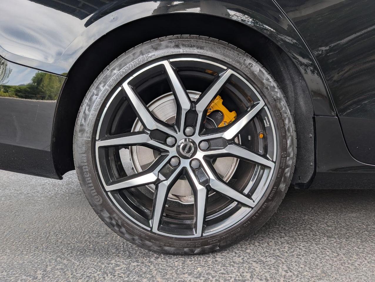 2021 Volvo V60 Recharge T8 AWD Polestar Edition w/Bowers & Wilkins, Pilot Assist, 360 Cam, 4 Heated Seats & Wheel Portland OR