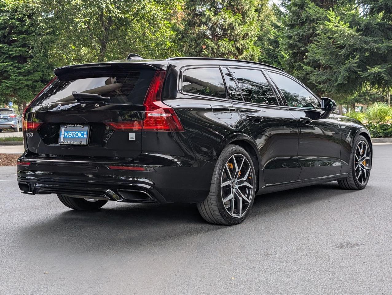 2021 Volvo V60 Recharge T8 AWD Polestar Edition w/Bowers & Wilkins, Pilot Assist, 360 Cam, 4 Heated Seats & Wheel Portland OR