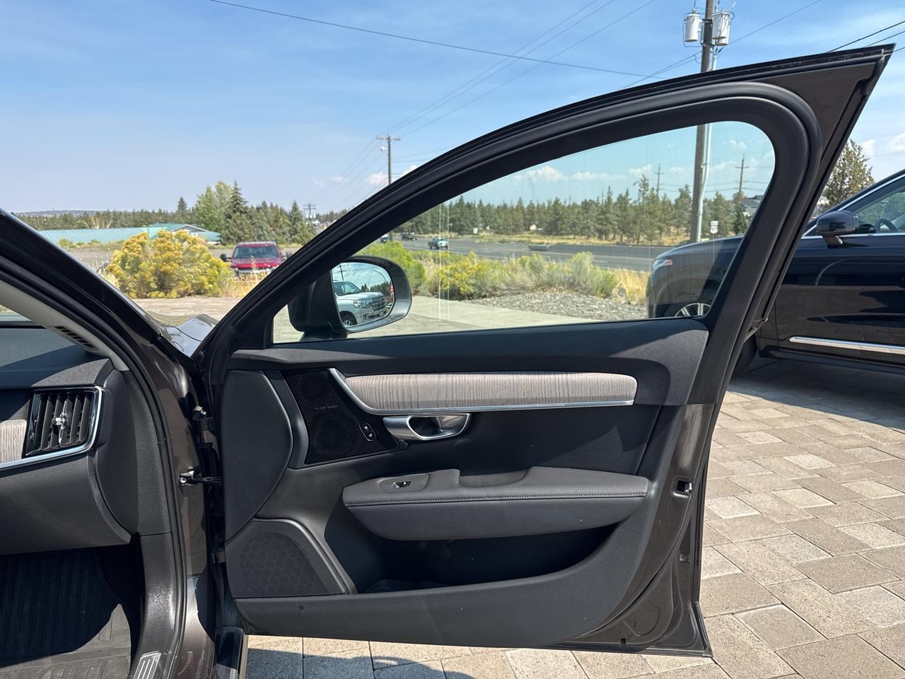 2021 Volvo V90 Cross Country T6 AWD Bend OR