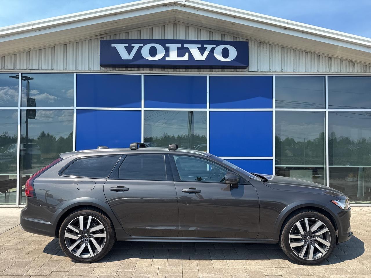 2021 Volvo V90 Cross Country T6 AWD Bend OR
