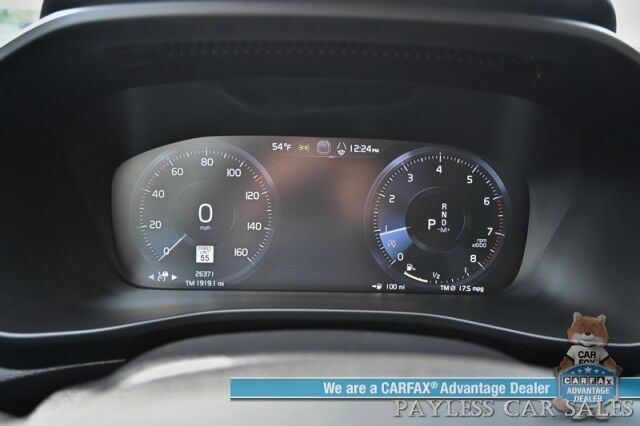 2021 Volvo XC40 Momentum Anchorage AK