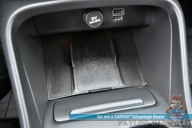 2021 Volvo XC40 Momentum Anchorage AK