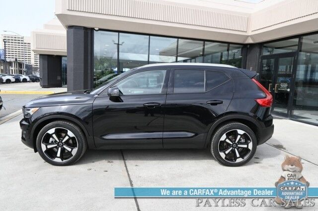 2021 Volvo XC40 Momentum