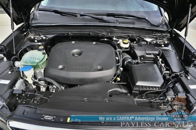 2021 Volvo XC40 Momentum Anchorage AK