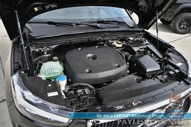 2021 Volvo XC40 Momentum Anchorage AK