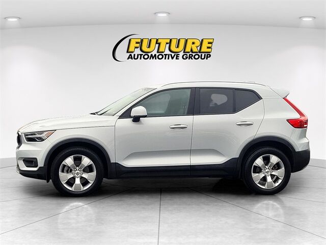 2021 Volvo XC40 Momentum Roseville CA