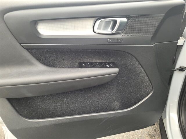 2021 Volvo XC40 Momentum Roseville CA