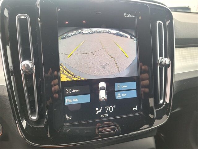 2021 Volvo XC40 Momentum Roseville CA