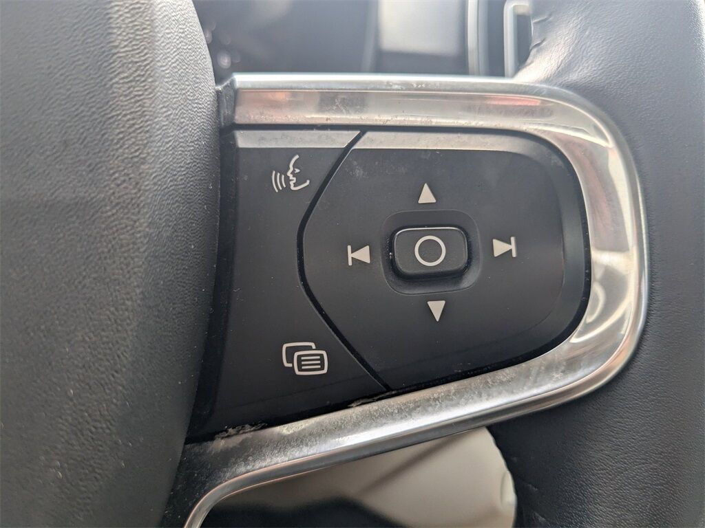 2021 Volvo XC40 Momentum Saint Augustine FL