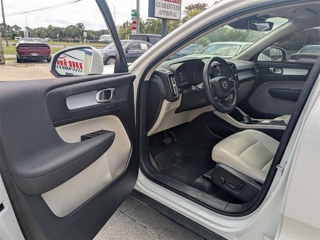 2021 Volvo XC40 Momentum Saint Augustine FL