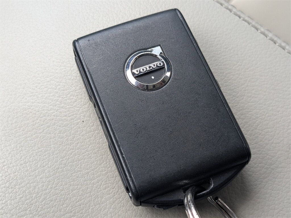 2021 Volvo XC40 Momentum Saint Augustine FL