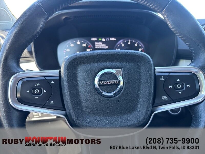 2021 Volvo XC40 Momentum Twin Falls ID
