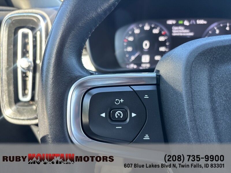 2021 Volvo XC40 Momentum Twin Falls ID