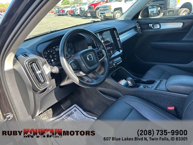 2021 Volvo XC40 Momentum Twin Falls ID