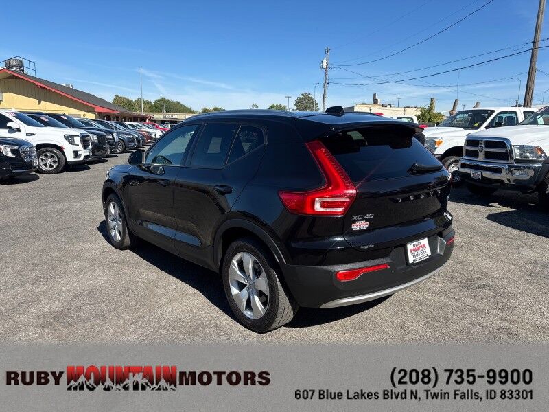 2021 Volvo XC40 Momentum Twin Falls ID