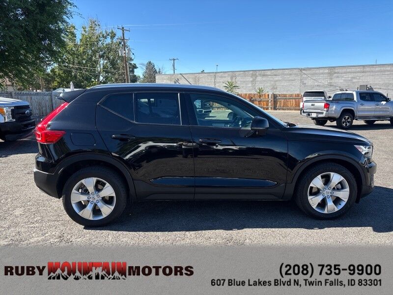 2021 Volvo XC40 Momentum Twin Falls ID