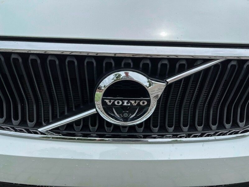 2021 Volvo XC40 Momentum Wilmington NC