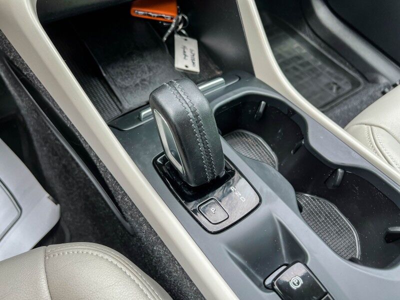 2021 Volvo XC40 Momentum Wilmington NC