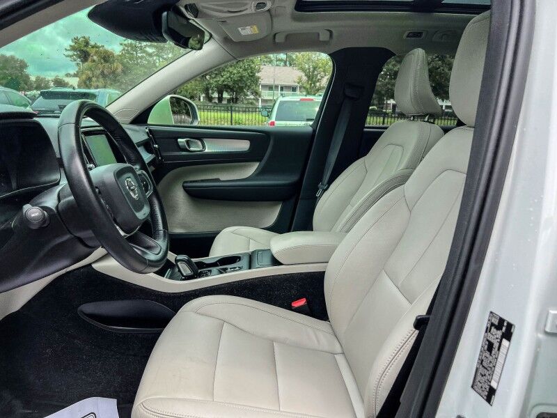 2021 Volvo XC40 Momentum Wilmington NC