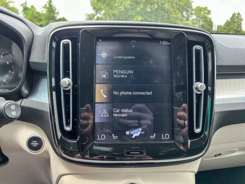2021 Volvo XC40 Momentum Wilmington NC