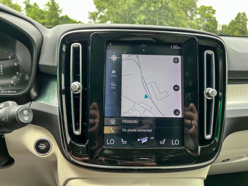 2021 Volvo XC40 Momentum Wilmington NC