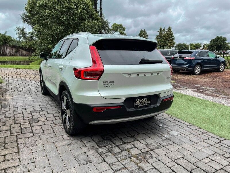2021 Volvo XC40 Momentum Wilmington NC