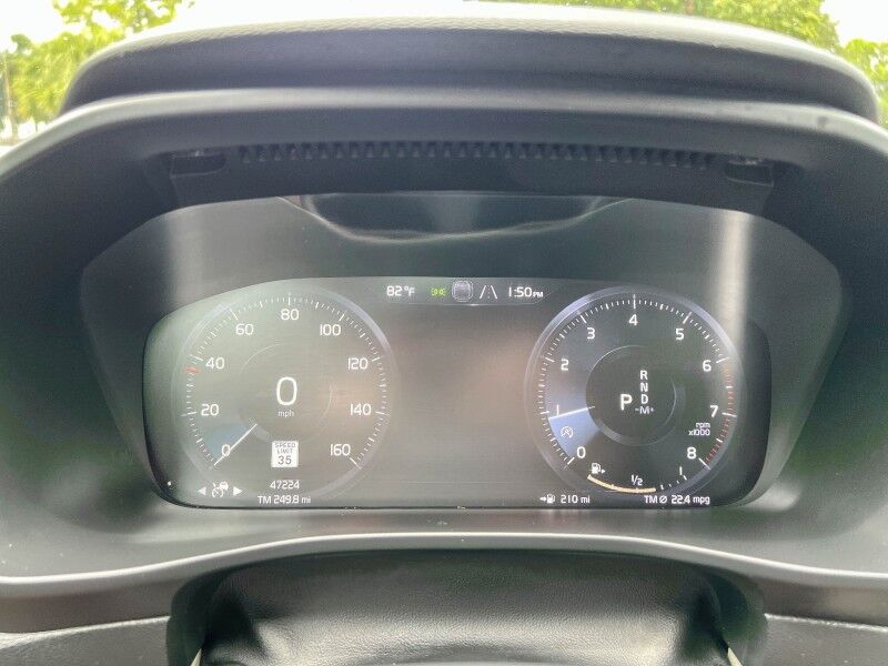 2021 Volvo XC40 Momentum Wilmington NC
