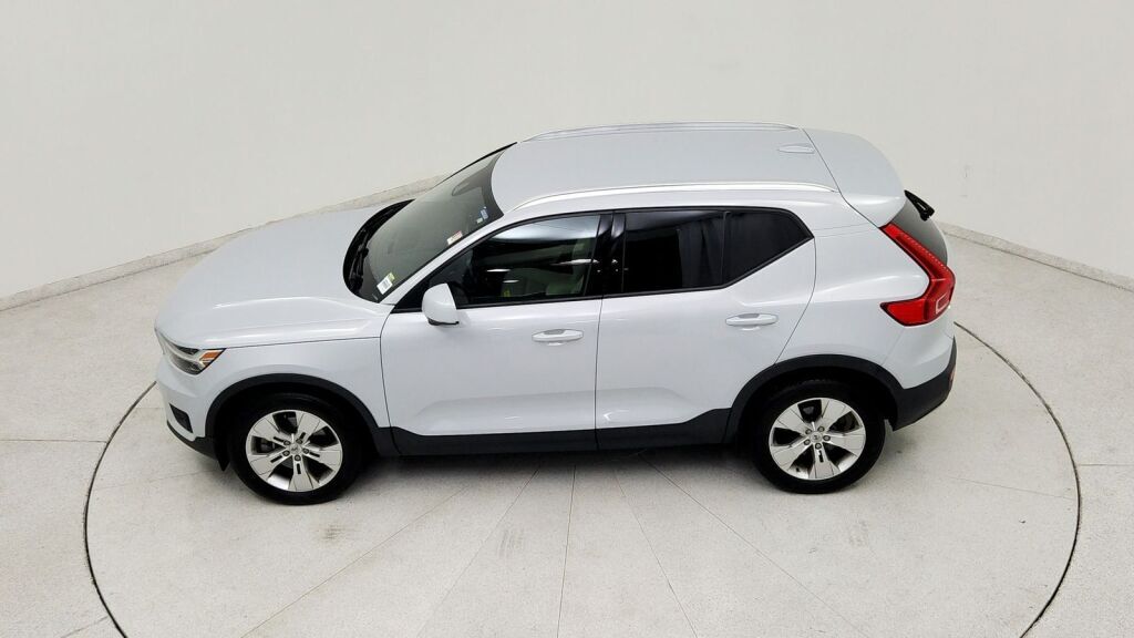 2021 Volvo XC40 Momentum Laurel MD