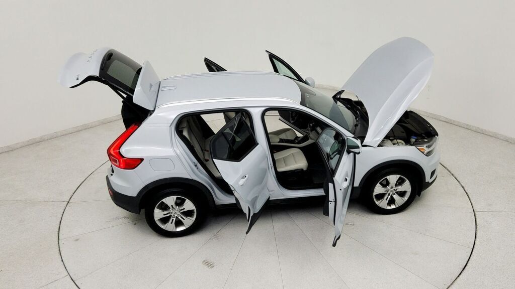 2021 Volvo XC40 Momentum Laurel MD